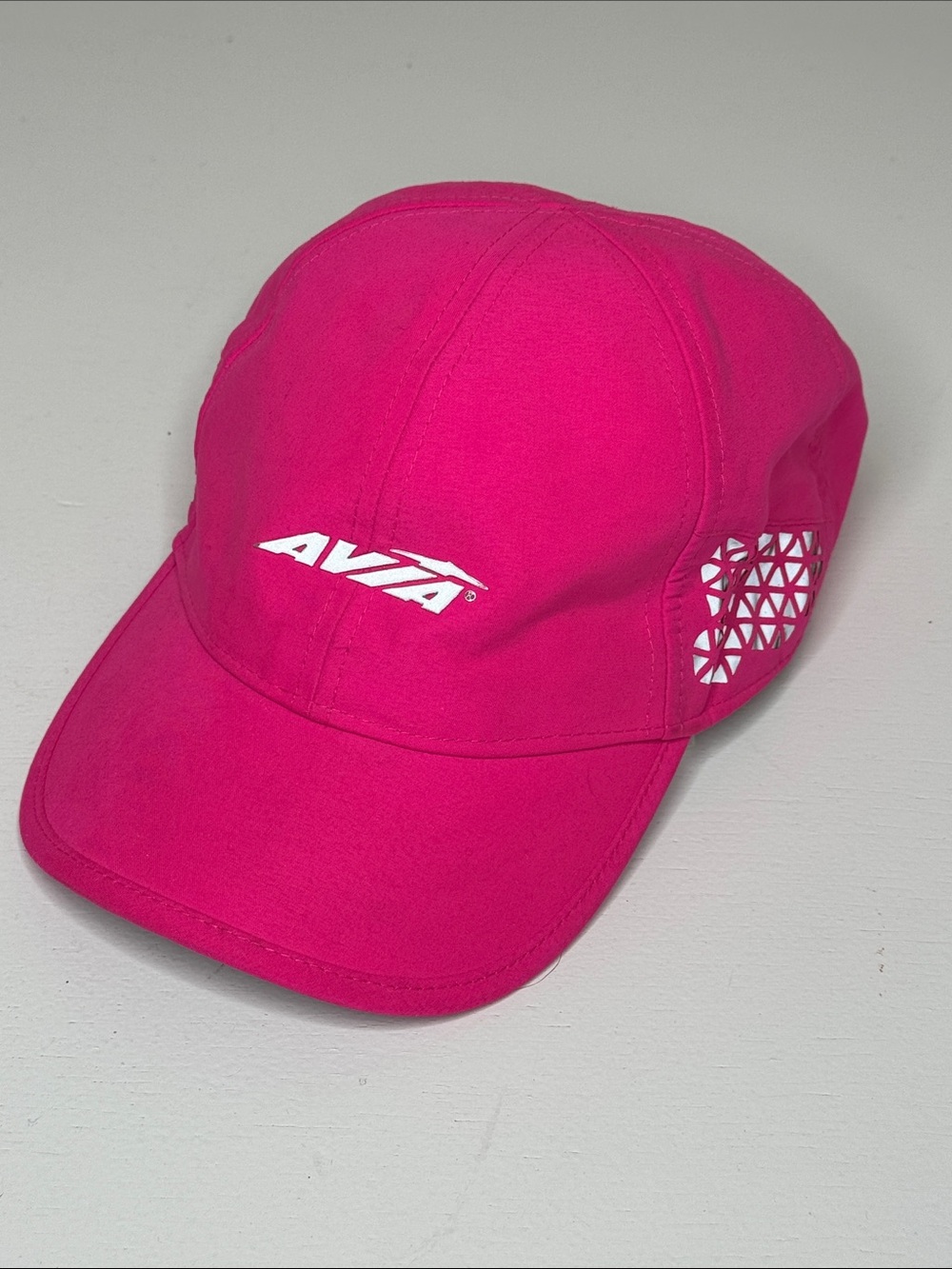 Avia Women’s Reflective Bright Pink Sports Running Tennis Cap OS.
